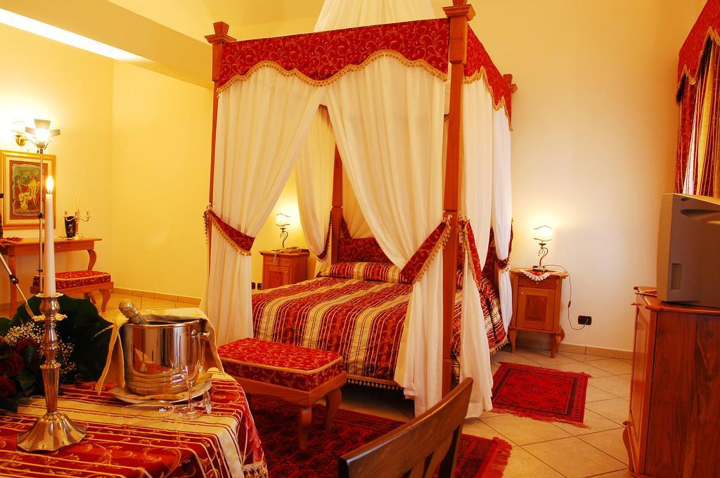Tenuta Sciacca Villa Falciano del Massico Luaran gambar
