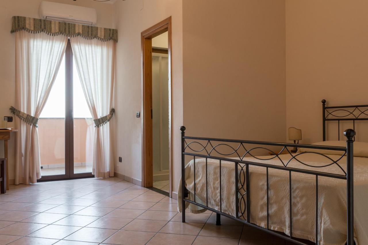Tenuta Sciacca Villa Falciano del Massico Luaran gambar